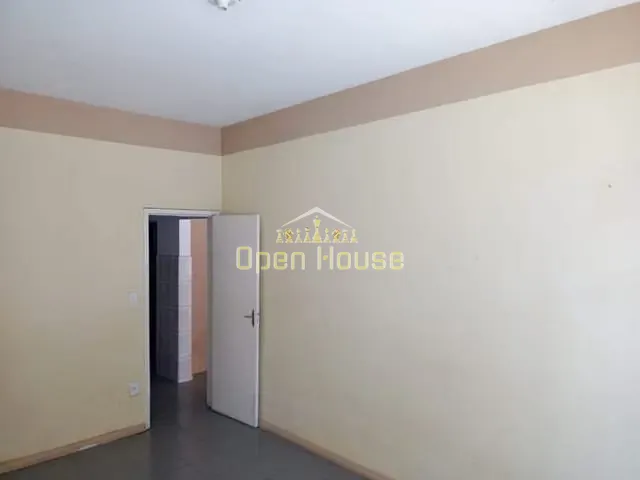 Apartamento 4 quartos e 2 banheiros, à venda, no bairro Ano Bom em Barra Mansa