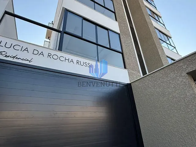 Apartamento 2 quartos e 1 banheiro, à venda, no bairro Areias em Camboriú