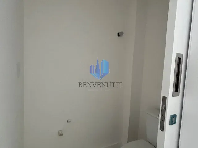 Apartamento 2 quartos e 1 banheiro, à venda, no bairro Areias em Camboriú