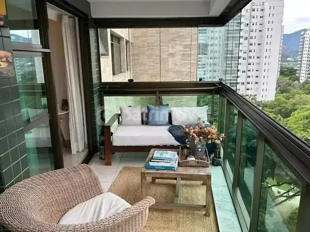 Apartamento com 111m² 3 quartos e 2 banheiros, à venda, no bairro Barra da Tijuca em Rio de Janeiro