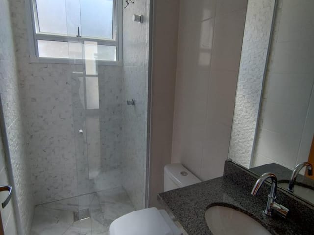 Apartamento 2 quartos e 1 banheiro, à venda, no bairro Pousada Del Rey (São Benedito) em Santa Luzia