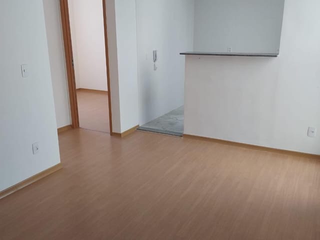 Apartamento 2 quartos e 1 banheiro, à venda, no bairro Pousada Del Rey (São Benedito) em Santa Luzia