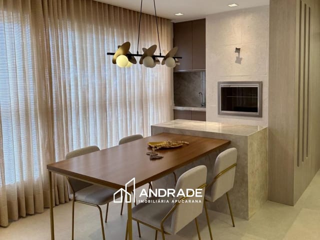 Apartamento com 223m² 3 quartos e 1 banheiro, à venda, no bairro Centro em Apucarana