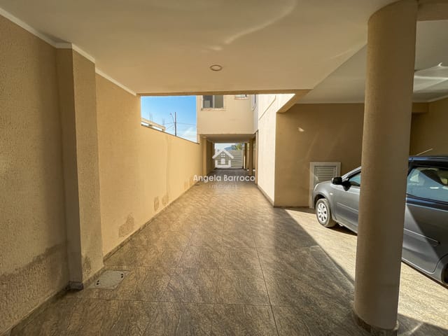 Apartamento 2 quartos e 1 banheiro, à venda ou para alugar, no bairro Jardim Atlântico Leste (Itaipuaçu) em Maricá