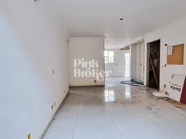 Apartamento com 186m² 3 quartos e 2 banheiros, à venda, no bairro Cabral em Contagem