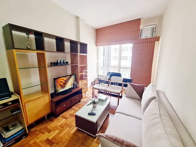Apartamento com 75m² 2 quartos e 2 banheiros, à venda, no bairro Copacabana em Rio de Janeiro