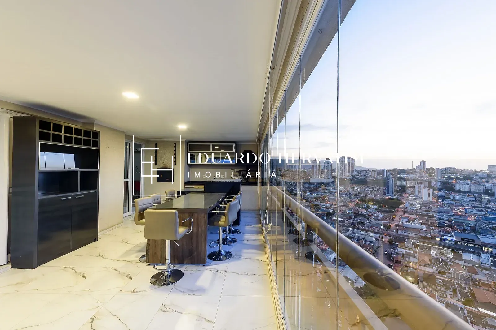 Apartamento, 3 quartos, 216 m² - Foto 13
