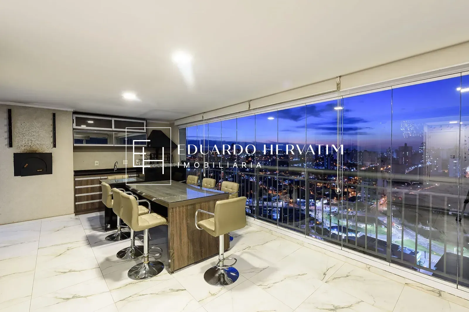 Apartamento, 3 quartos, 216 m² - Foto 14