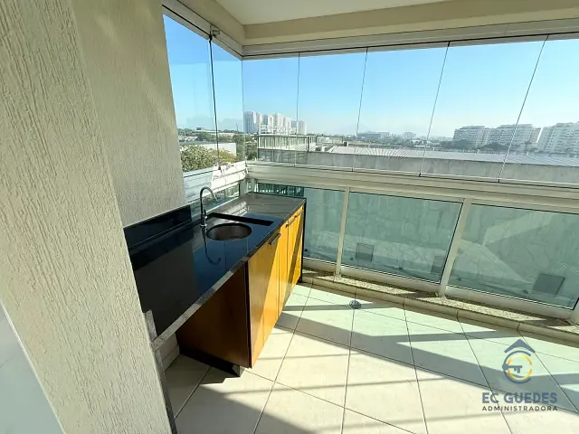 Apartamento 3 quartos e 3 banheiros, para alugar, no bairro Barra da Tijuca em Rio de Janeiro