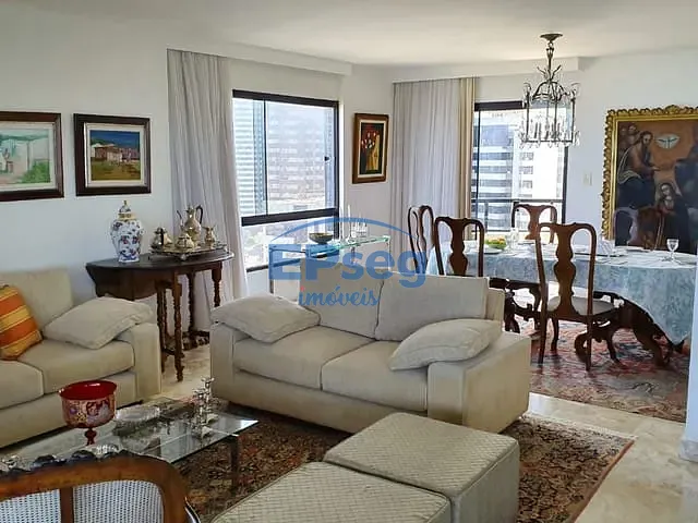 Apartamento 4 quartos e 2 banheiros, à venda, no bairro Ondina em Salvador