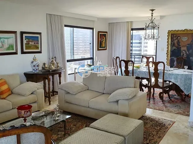Apartamento 4 quartos e 2 banheiros, à venda, no bairro Ondina em Salvador