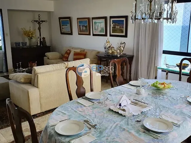 Apartamento 4 quartos e 2 banheiros, à venda, no bairro Ondina em Salvador