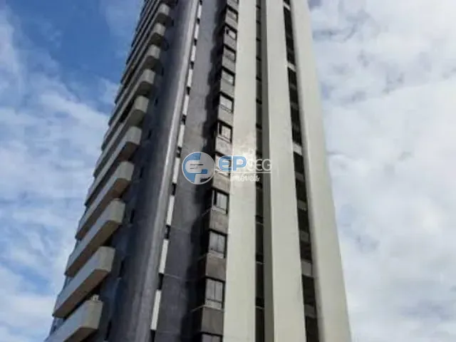 Apartamento 4 quartos e 2 banheiros, à venda, no bairro Ondina em Salvador