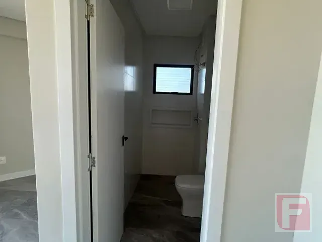 Apartamento 1 quarto e 1 banheiro, à venda, no bairro Itapema do Norte em Itapoá
