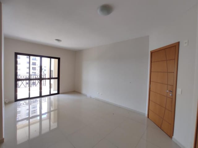 Apartamento 4 quartos e 2 banheiros, à venda, no bairro Jardim Esplanada II em São José dos Campos