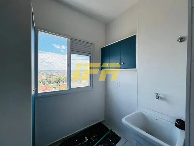 Apartamento 2 quartos e 2 banheiros, à venda, no bairro Esplanada Independência em Taubaté