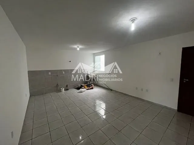 Apartamento 1 quarto e 1 banheiro, para alugar, no bairro Caminho Novo em Palhoça