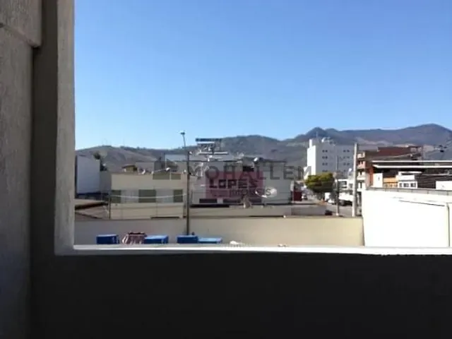 Apartamento 3 quartos e 2 banheiros, à venda, no bairro Avenida em Itajubá