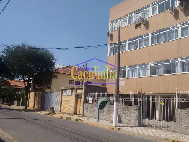 Apartamento 2 quartos e 2 banheiros, à venda, no bairro Centro em Barra do Piraí