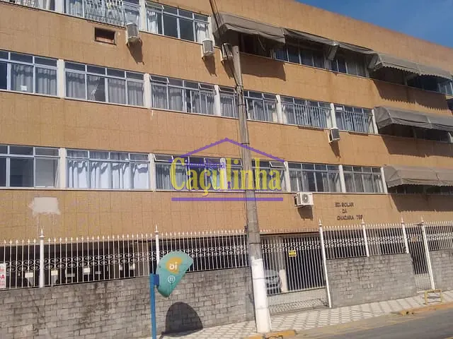 Apartamento 2 quartos e 2 banheiros, à venda, no bairro Centro em Barra do Piraí