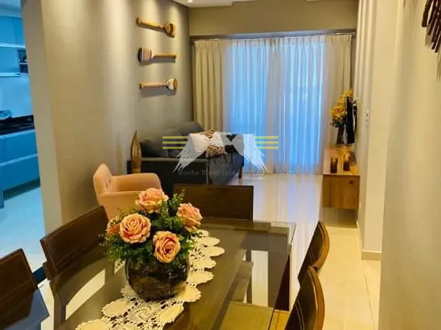 Apartamento 2 quartos e 2 banheiros, à venda, no bairro Aviação em Praia Grande