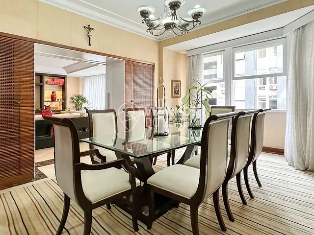 Apartamento com 198m² 3 quartos e 3 banheiros, à venda, no bairro Leme em Rio de Janeiro