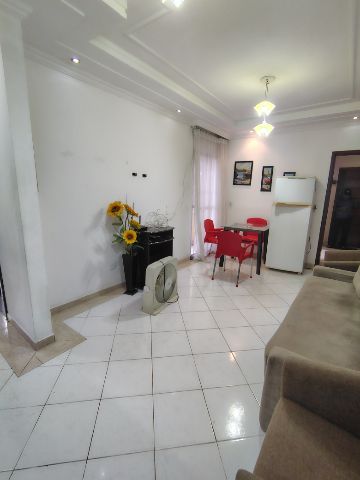 Apartamento 2 quartos e 1 banheiro, para alugar, no bairro Maria Turri em Rio das Ostras
