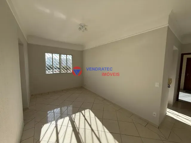 Apartamento 2 quartos e 1 banheiro, para alugar, no bairro Jardim Simus em Sorocaba