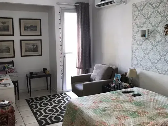 Apartamento com 110m² 3 quartos e 1 banheiro, à venda, no bairro Coqueiros em Florianópolis