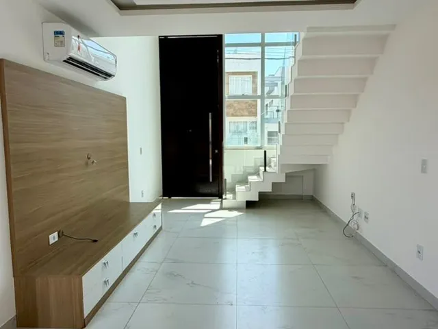 Casa 3 quartos e 3 banheiros, à venda, no bairro VILA BASTOS em Itaperuna