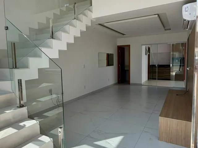 Casa 3 quartos e 3 banheiros, à venda, no bairro VILA BASTOS em Itaperuna