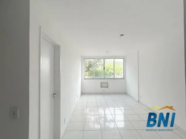 Apartamento 2 quartos e 4 banheiros, à venda, no bairro Taquara em Rio de Janeiro