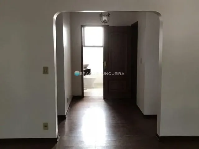Apartamento com 220m², à venda, no bairro Vila Itapura em Campinas