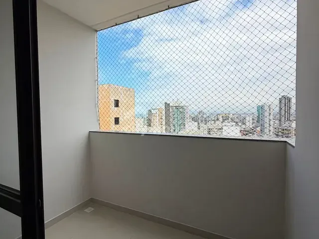 Apartamento 3 quartos e 2 banheiros, para alugar, no bairro Itapuã em Vila Velha