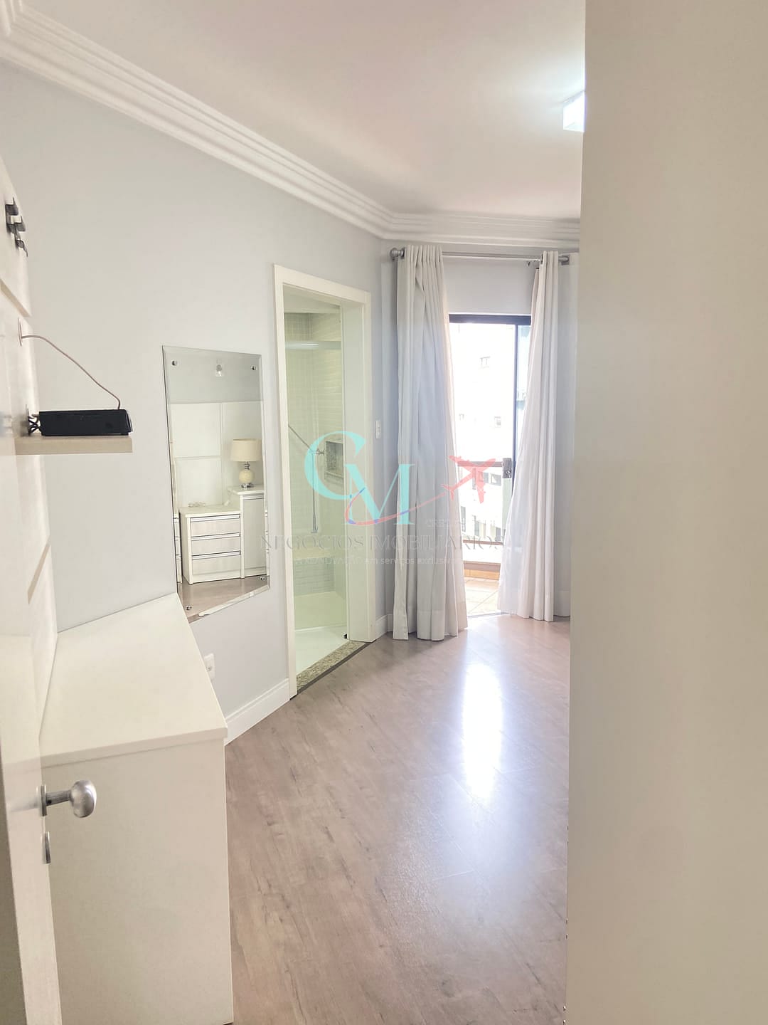 Apartamento à venda com 3 quartos, 165m² - Foto 15