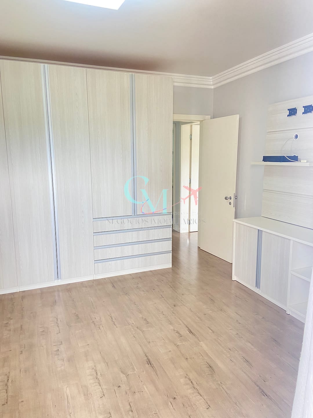 Apartamento à venda com 3 quartos, 165m² - Foto 5