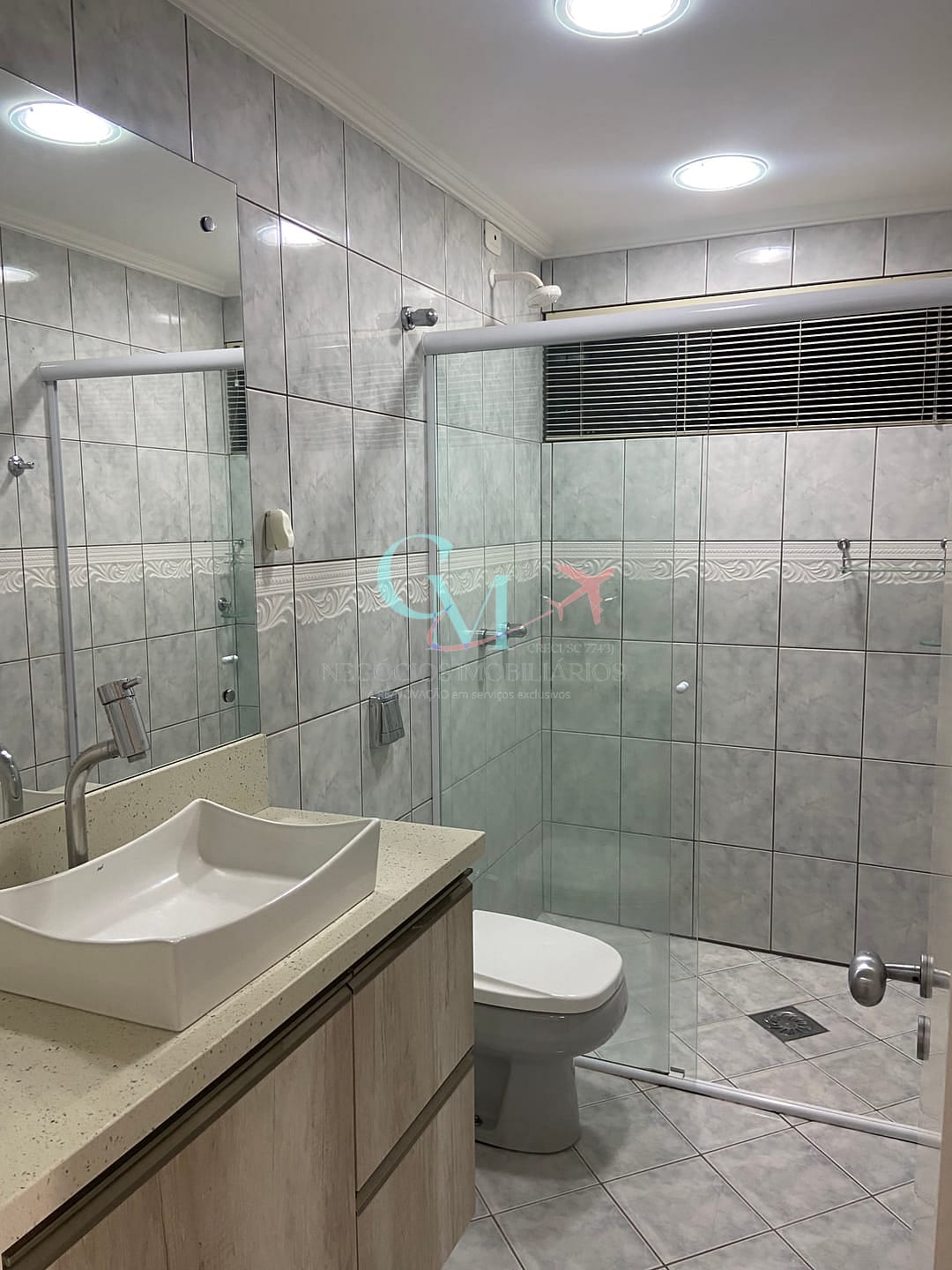 Apartamento à venda com 3 quartos, 165m² - Foto 8