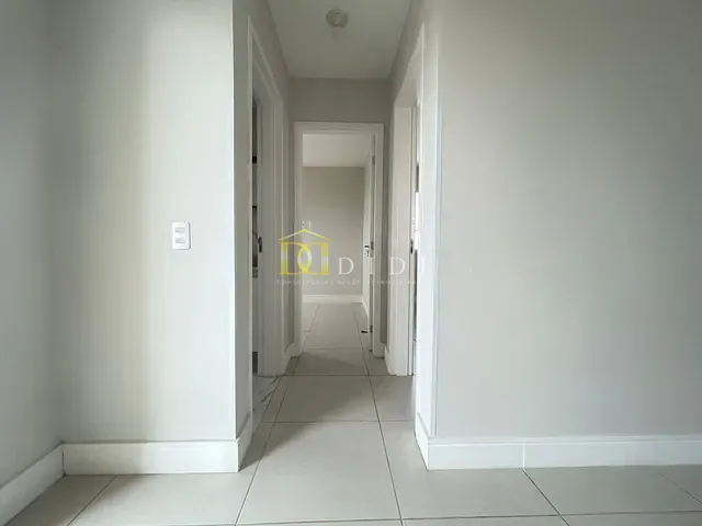 Apartamento 2 quartos e 1 banheiro, para alugar, no bairro Parque Residencial Rafael Alcalá em Porto Feliz