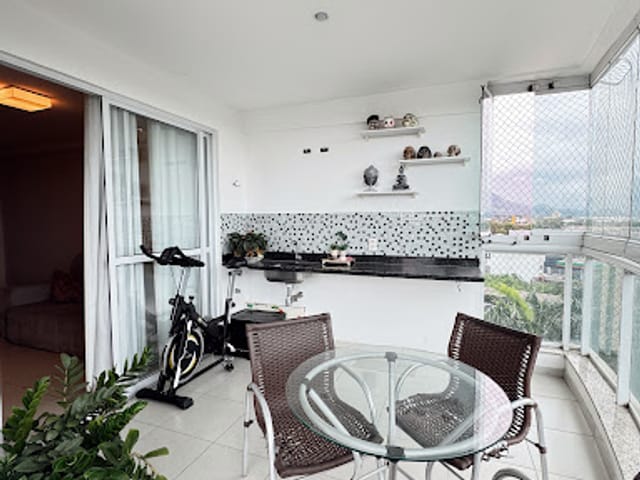 Apartamento com 106m² 3 quartos e 2 banheiros, à venda, no bairro Civit II em Serra