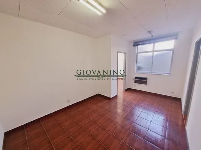 Apartamento 1 quarto e 1 banheiro, para alugar, no bairro Centro em Rio de Janeiro