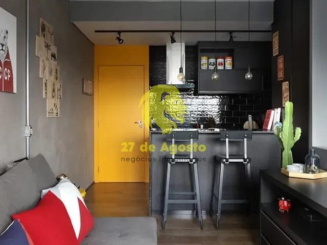 Apartamento com 100m² 3 quartos e 1 banheiro, para alugar, no bairro Centro em Londrina