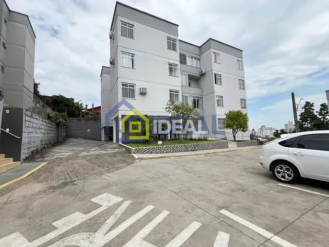 Apartamento 2 quartos e 1 banheiro, à venda, no bairro Cinquentenário em Concórdia