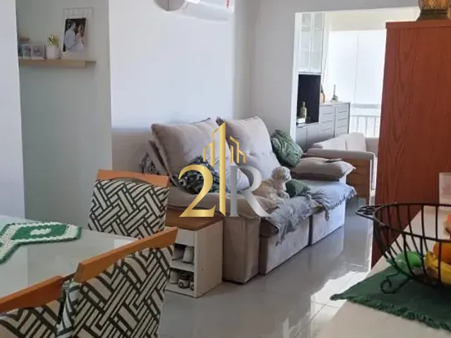 Apartamento 3 quartos e 2 banheiros, à venda, no bairro Vila Isa em São Paulo