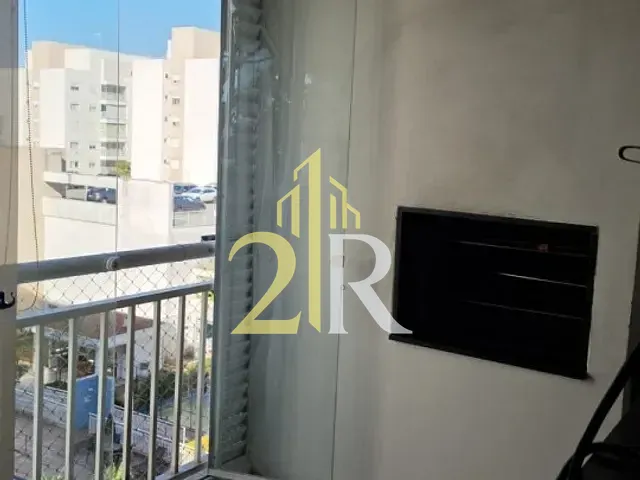 Apartamento 3 quartos e 2 banheiros, à venda, no bairro Vila Isa em São Paulo