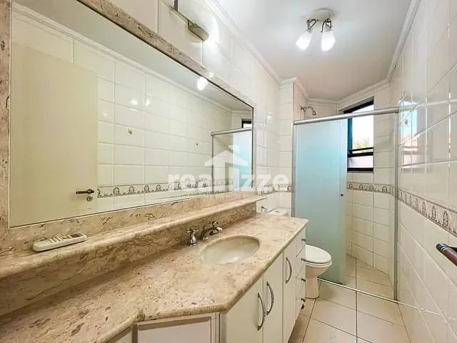 Apartamento com 119m² 3 quartos e 3 banheiros, para alugar, no bairro Centro em Itapira
