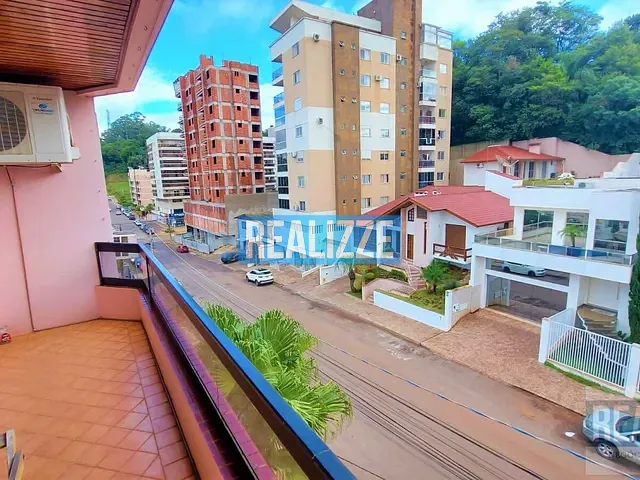 Apartamento com 195m² 3 quartos e 1 banheiro, à venda, no bairro Centro em Marau