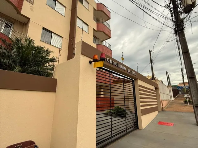 Apartamento com 130m² 3 quartos e 1 banheiro, à venda, no bairro Centro em Cambé