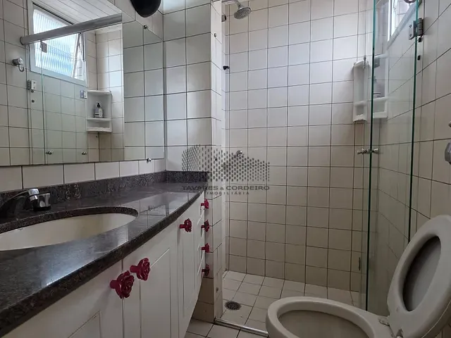 Apartamento 2 quartos e 2 banheiros, à venda, no bairro Água Verde em Curitiba