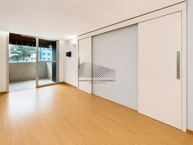 Apartamento 2 quartos e 2 banheiros, à venda, no bairro Água Verde em Curitiba