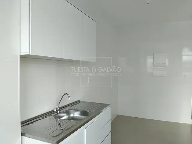 Apartamento com 49m² 2 quartos e 2 banheiros, à venda, no bairro Bacacheri em Curitiba